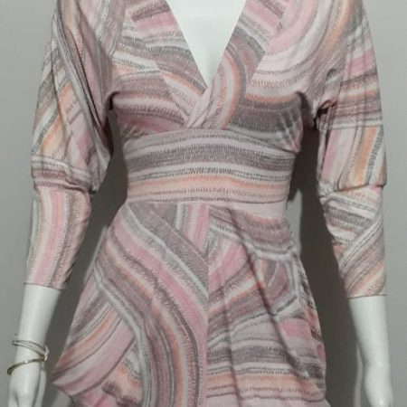 Vestido Rosa e Cinza